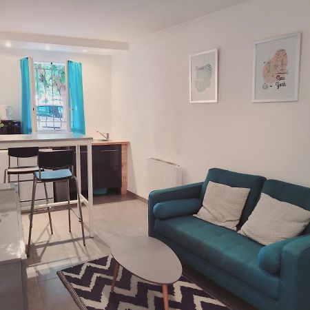 Cosy Corner Apartment LʼIsle-sur-la-Sorgue Екстериор снимка