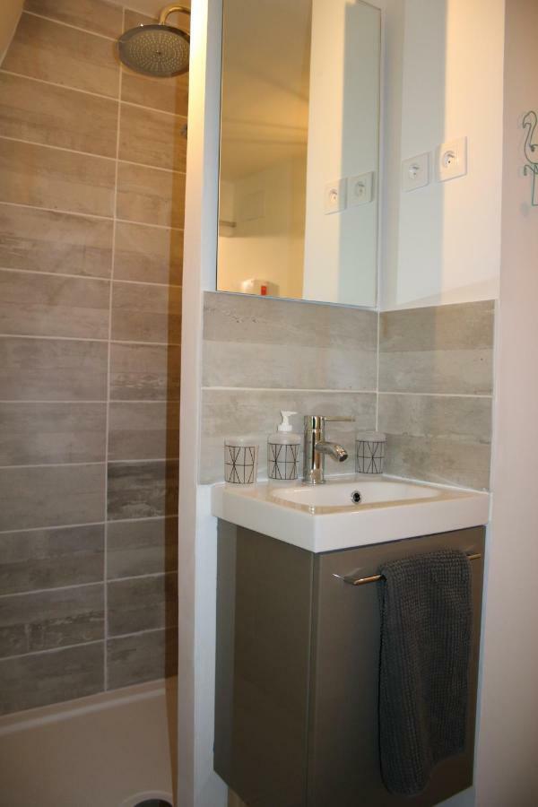Cosy Corner Apartment LʼIsle-sur-la-Sorgue Екстериор снимка